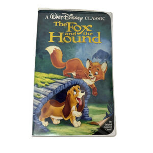 Vintage Disney The Fox and the Hound VHS Classic Animated Movie Clamshell 1980s